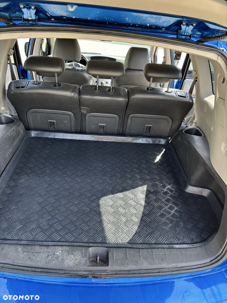 Subaru Tribeca - 8
