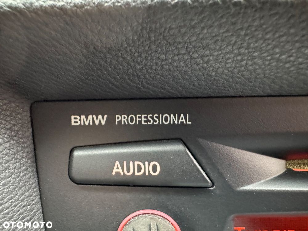 BMW Seria 3 318d M Sport EU6 - 13