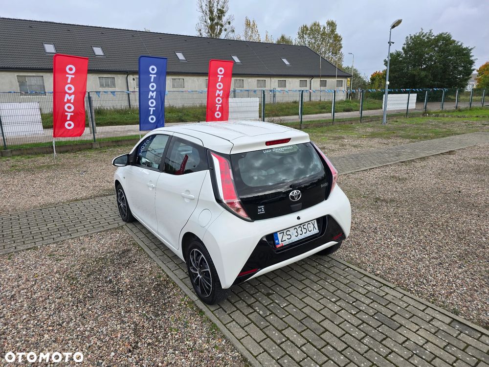 Toyota Aygo 1.0 VVT-i Sprint EU6 - 9