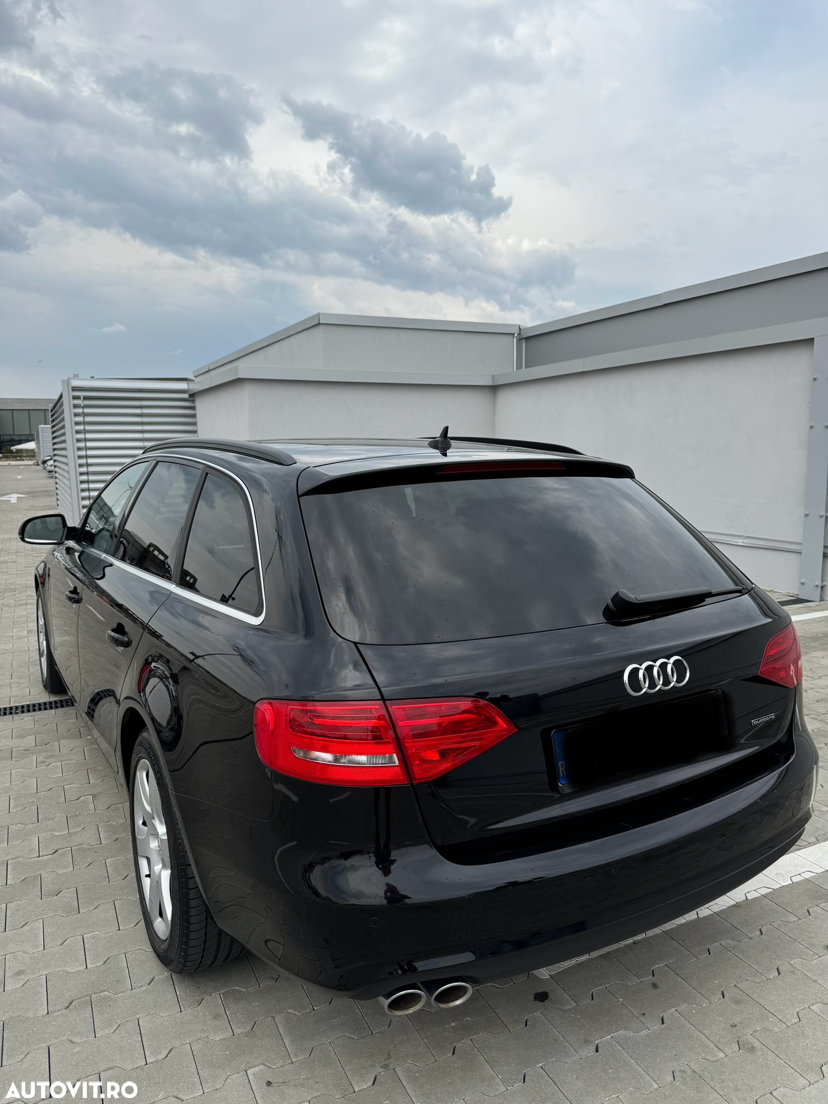 Audi A4 Avant 2.0 40 TDI quattro S tronic Advanced - 23