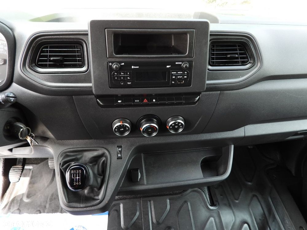 Renault MASTER WYWROTKA TEMPOMAT LEDY BLIŹNIACZE KOŁA KLIMATYZACJA  130KM - 36