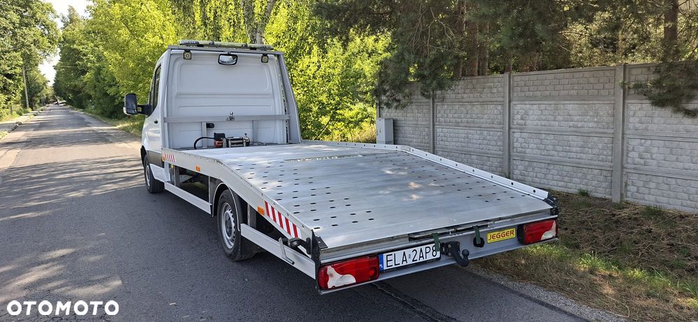 Mercedes-Benz SPRINTER - 10