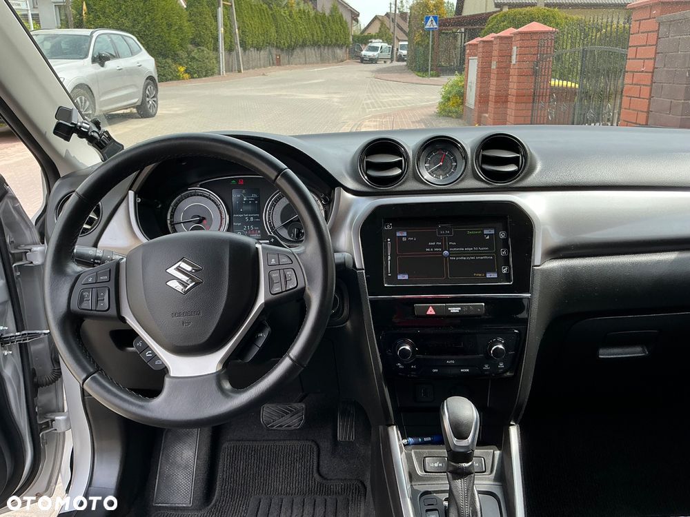 Suzuki Vitara 1.0 Boosterjet Premium 2WD - 16