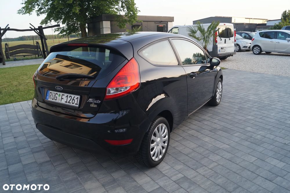 Ford Fiesta 1.25 Champions Edition - 3