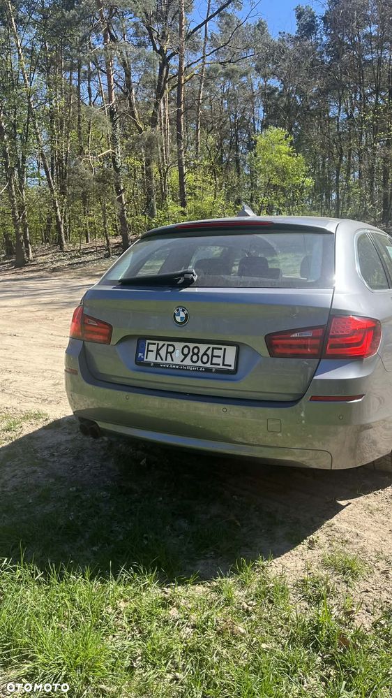 BMW Seria 5 525d - 4