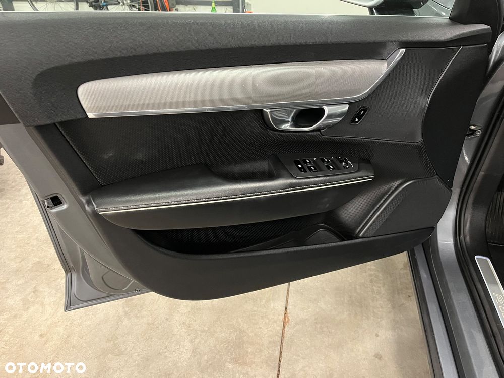Volvo V90 D3 Geartronic R Design - 17