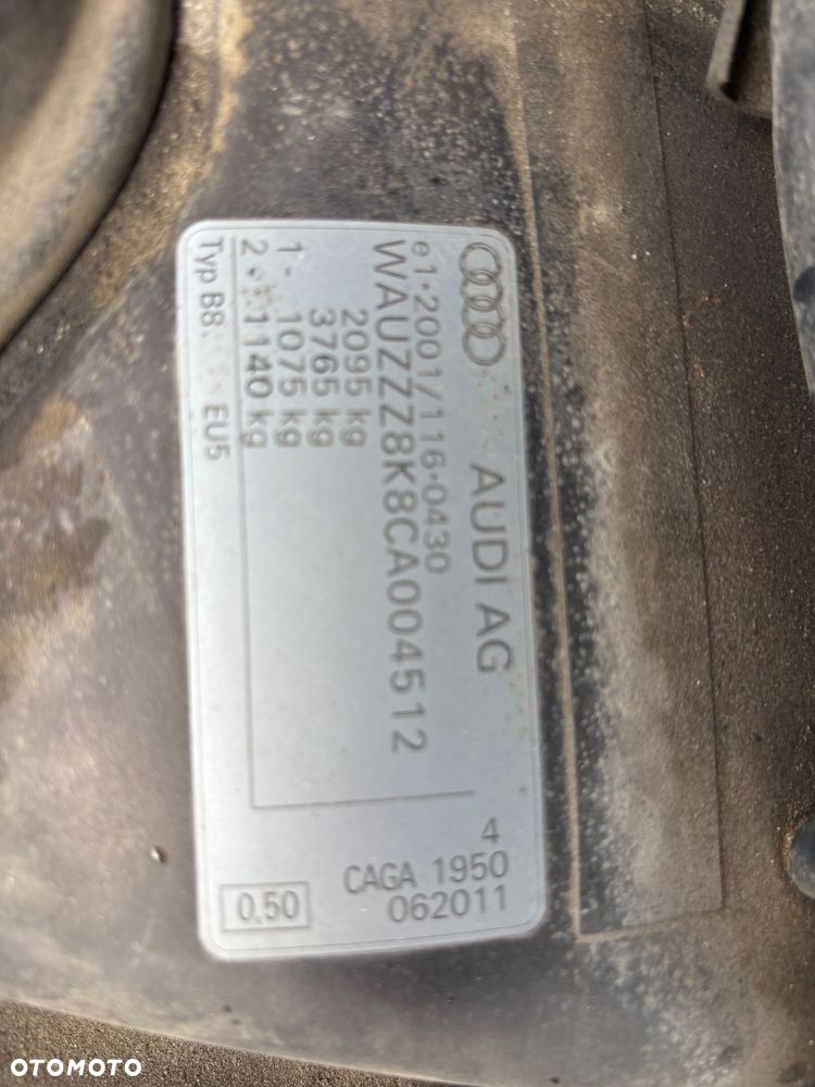 Audi A4 Avant 2.0 TDI - 15