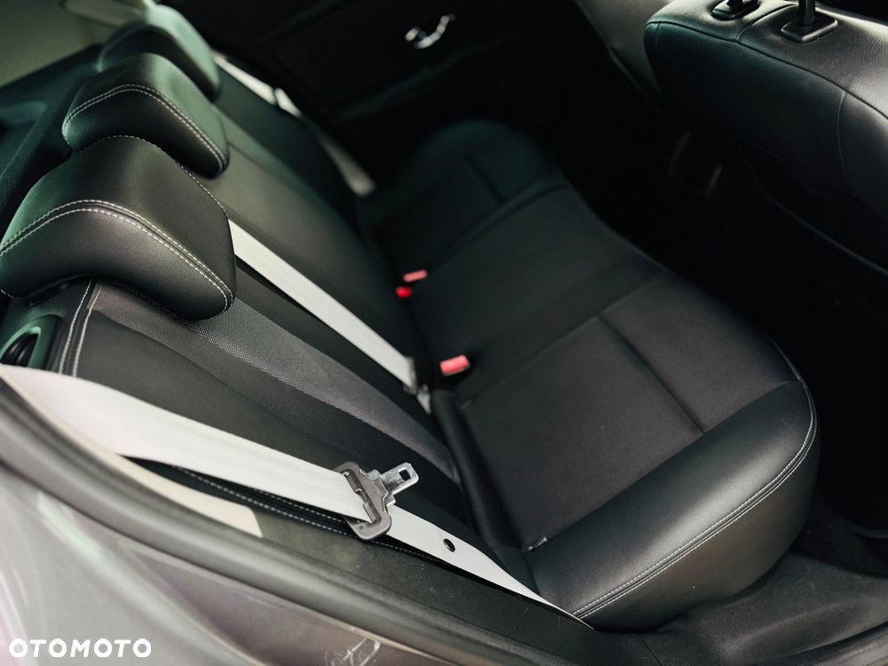 Renault Megane ENERGY TCe 115 Start & Stopp Bose Edition - 18