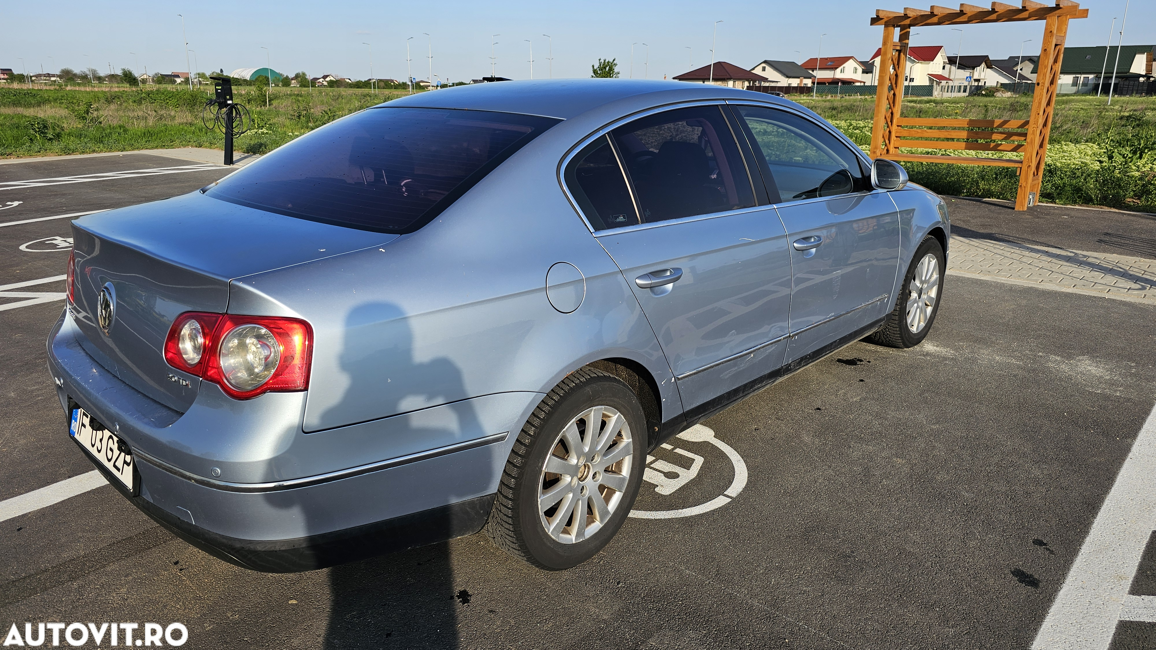 Volkswagen Passat 2.0TDI Comfortline DPF - 9
