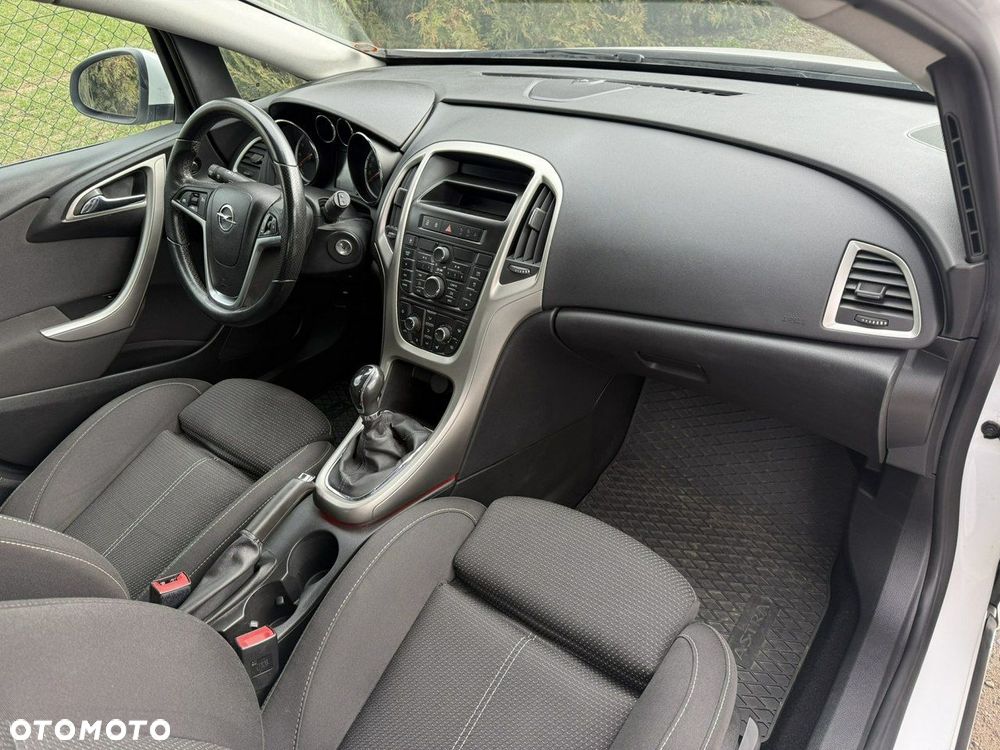 Opel Astra 1.6 Enjoy - 8