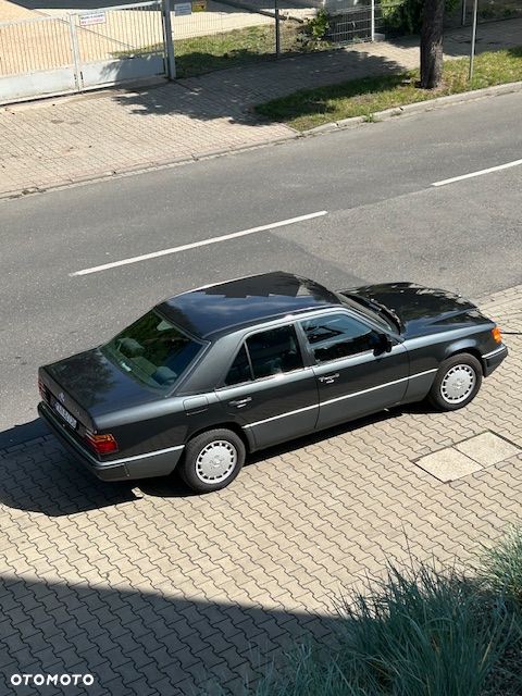 Mercedes-Benz W124 (1984-1993) - 4