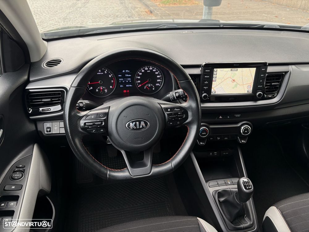 Kia Stonic 1.0 T-GDI Tech - 5
