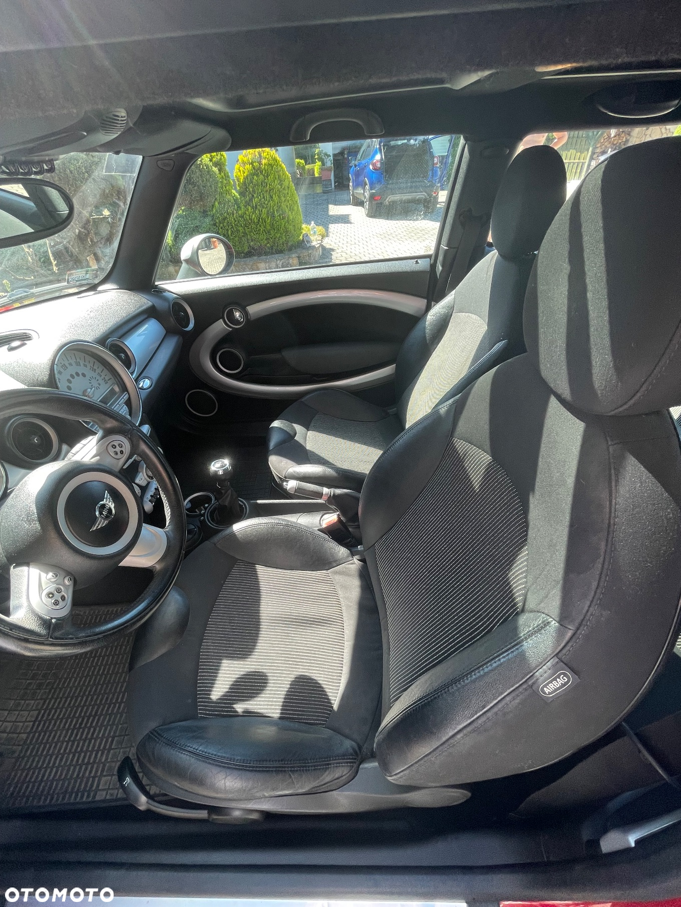 MINI Cooper Standard - 5