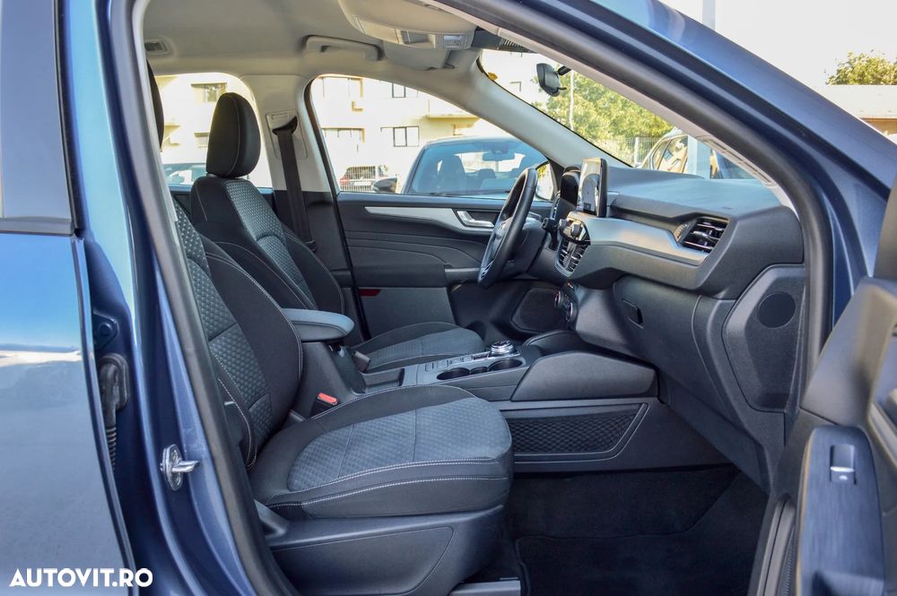 Ford Kuga 1.5 EcoBlue A8 FWD Titanium - 29