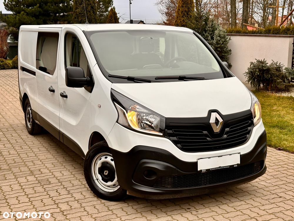 Renault Trafic - 1