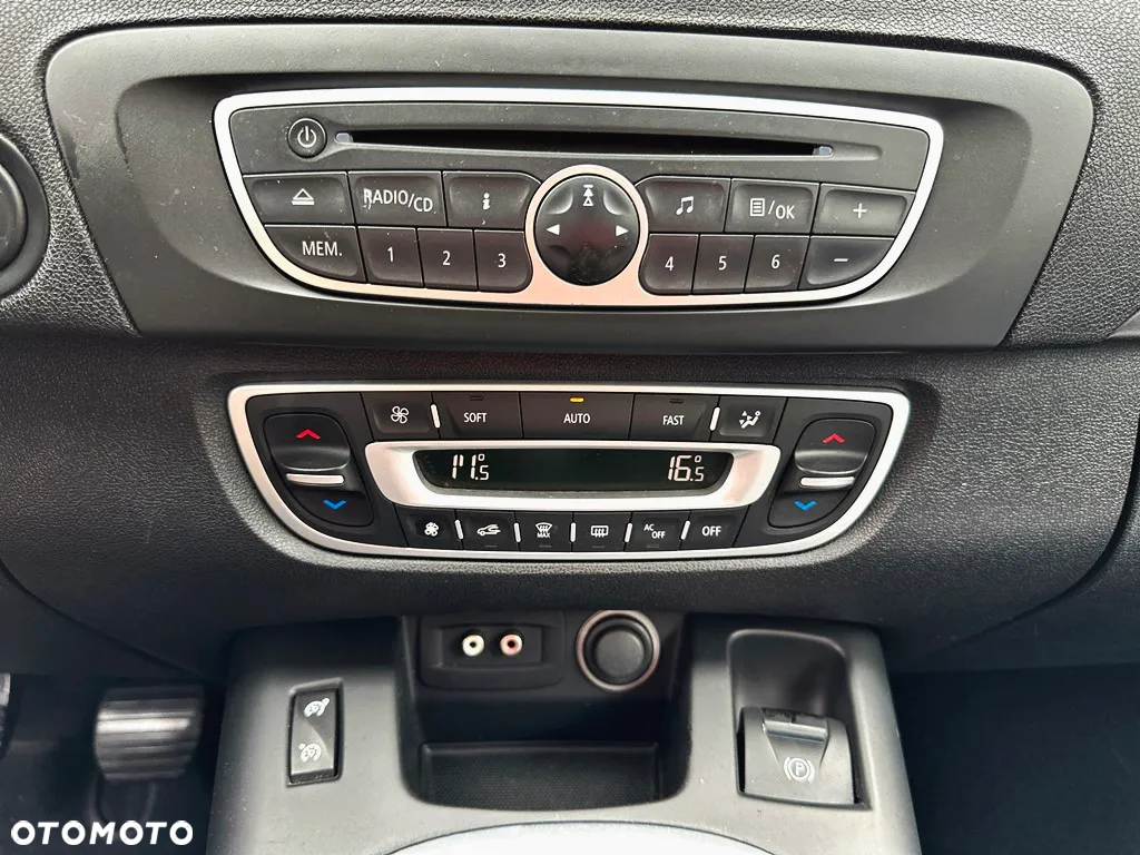 Renault Scenic 1.5 dCi Expression - 13