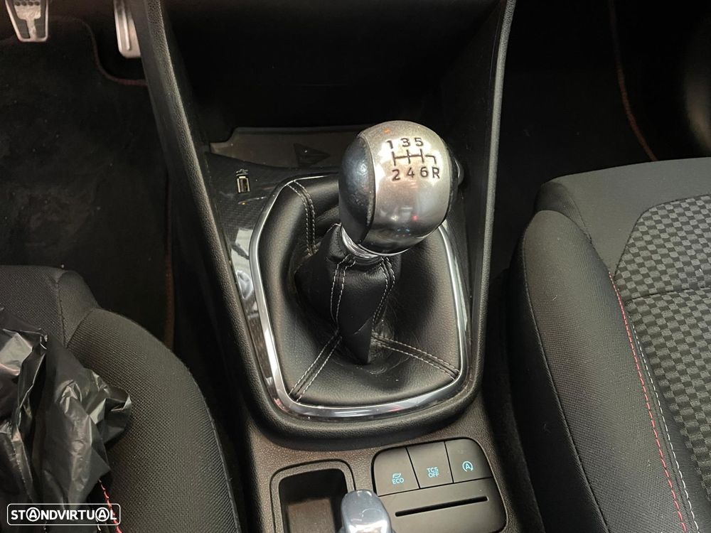 Ford Fiesta 1.0 EcoBoost ST-Line - 14