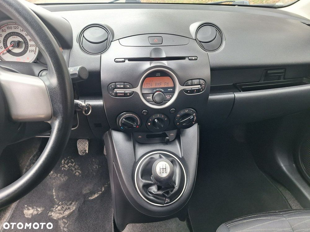 Mazda 2 1.3 Sport Independence - 12