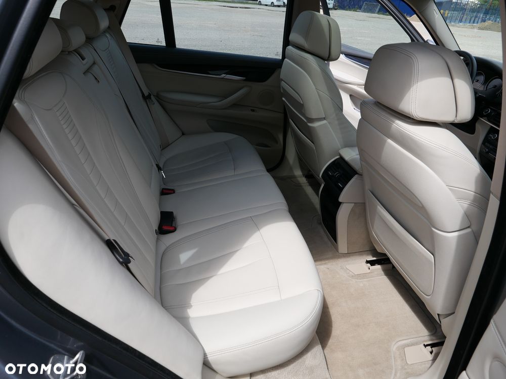 BMW X5 xDrive40d - 7