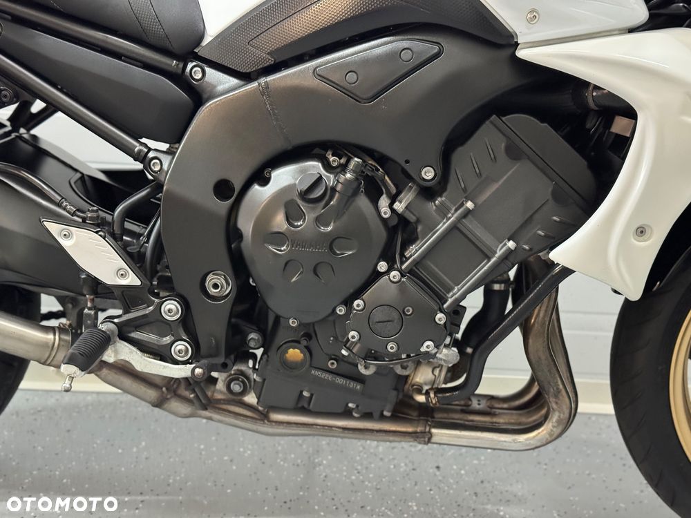 Yamaha FZ8 - 8