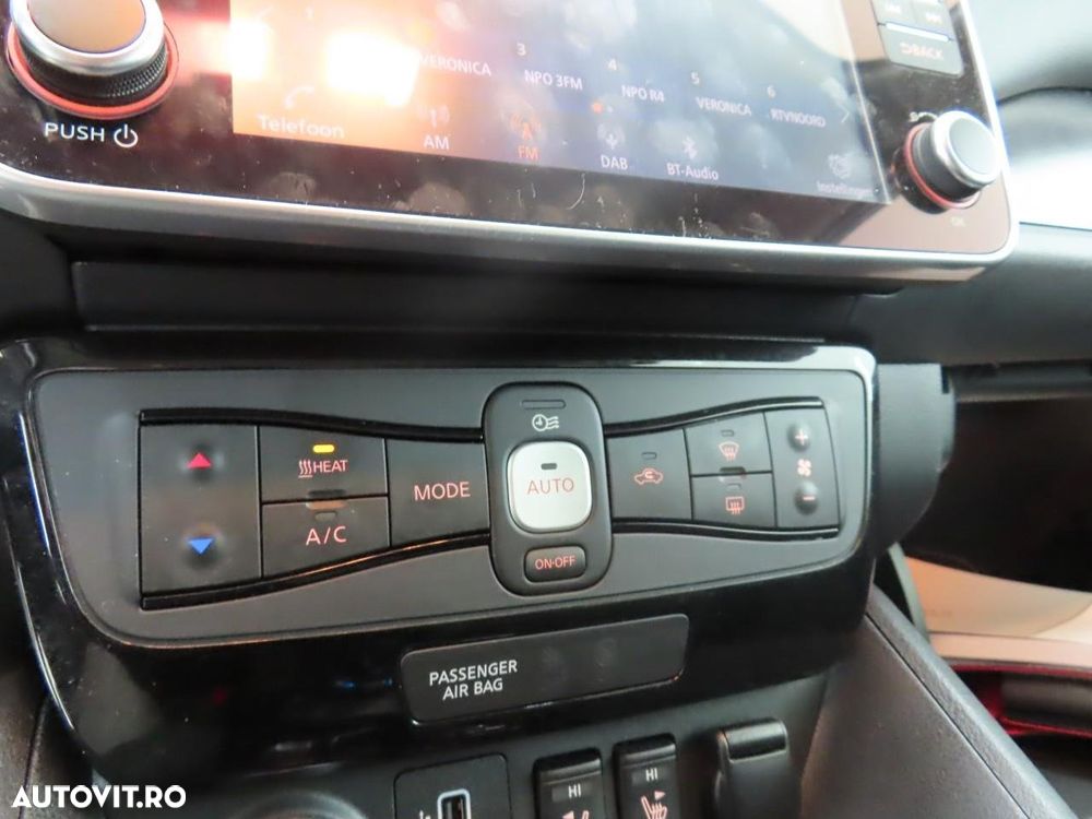 Nissan LEAF 40 kWh Tekna - 9