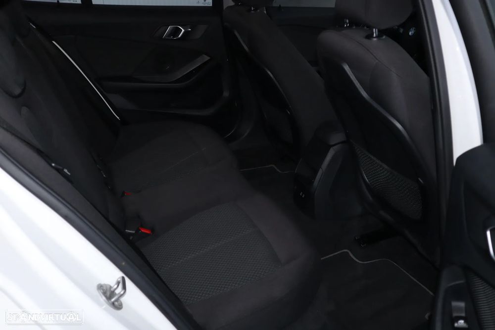 BMW 118 i Aut. Advantage - 7