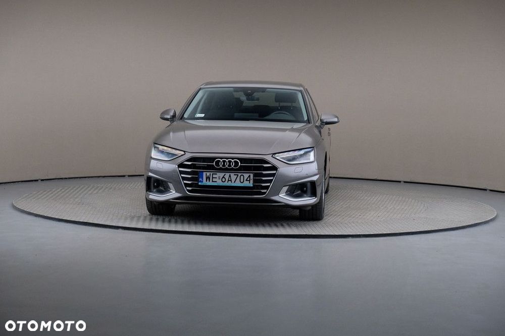 Audi A4 Limousine - 3