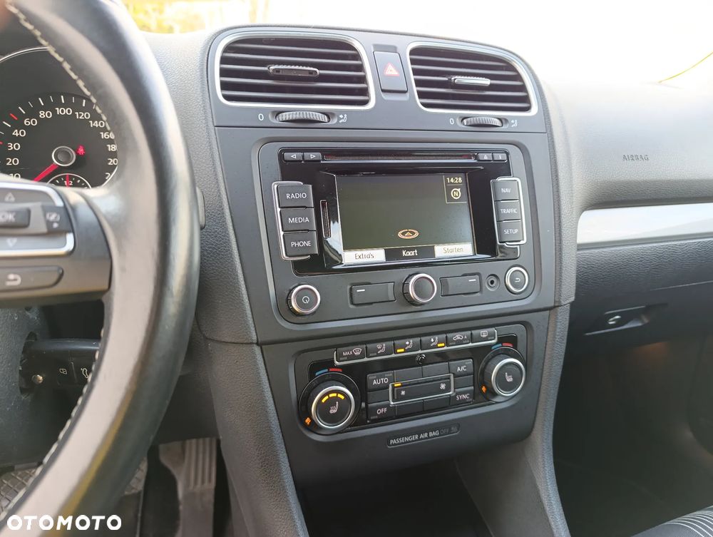 Volkswagen Golf 1.6 TDI DPF BlueMotion Technology MATCH - 35