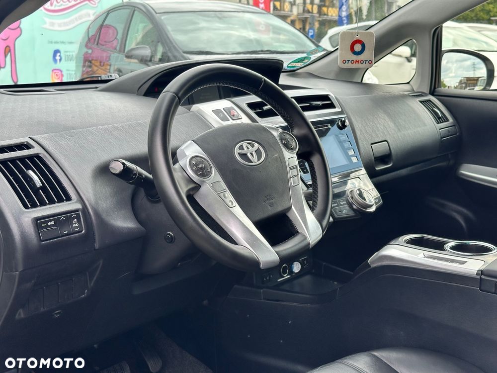 Toyota Prius+ (Hybrid) Executive - 19
