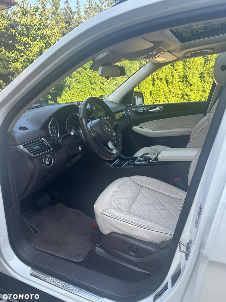 Mercedes-Benz GLS 350 d 4-Matic - 6