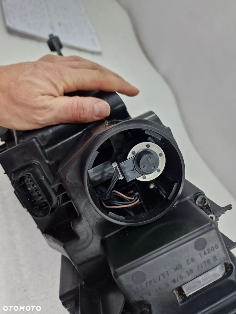 SEAT ATECA 576 PRAWA LAMPA PRZEDNIA PRZÓD FULL LED , NR 576941008F , NR AUKCJI LA404 - 22