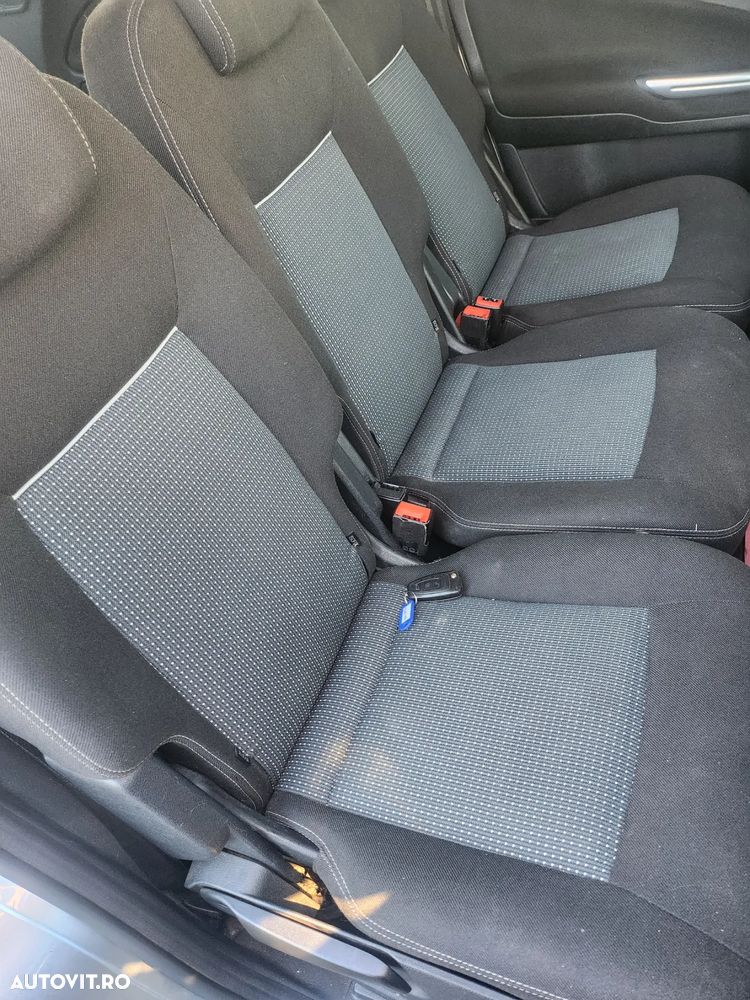 Ford Galaxy 2.0 TDCi DPF Trend - 8