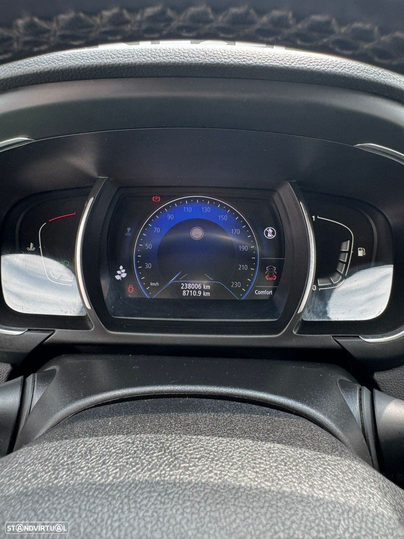 Renault Grand Scénic ENERGY dCi 130 BOSE EDITION - 29