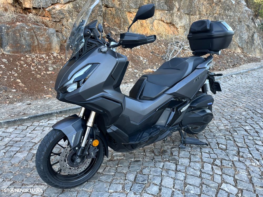 Honda ADV - 1