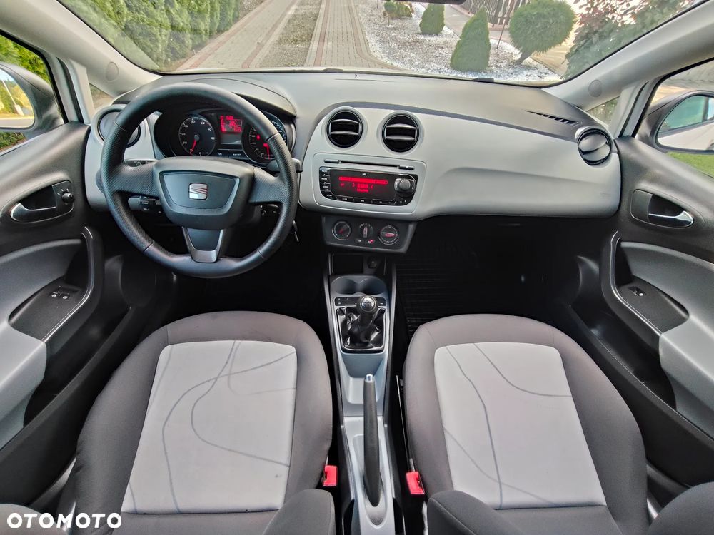 Seat Ibiza 1.2 12V Reference Salsa - 28
