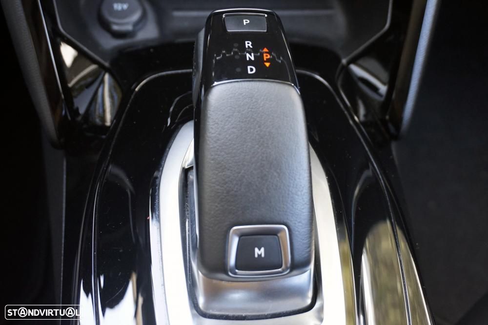 Peugeot 208 1.2 PureTech Allure EAT8 - 17