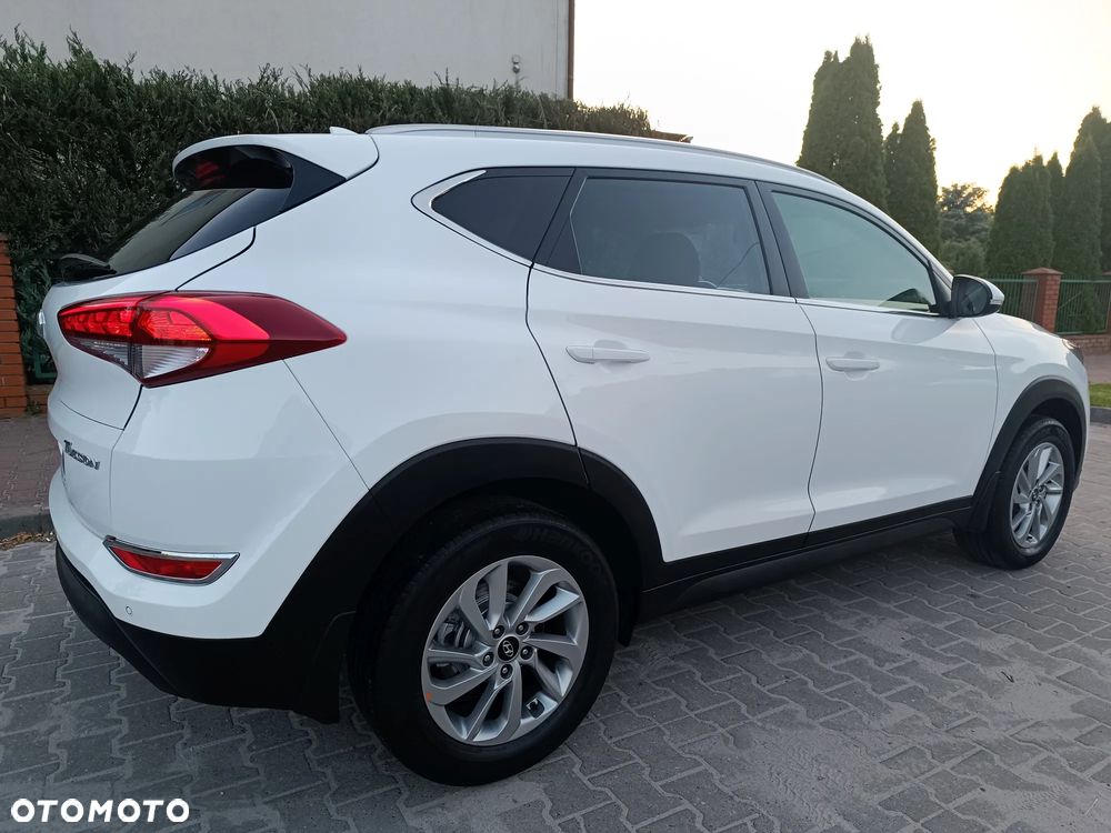 Hyundai Tucson 1.7 CRDI BlueDrive Comfort 2WD - 28
