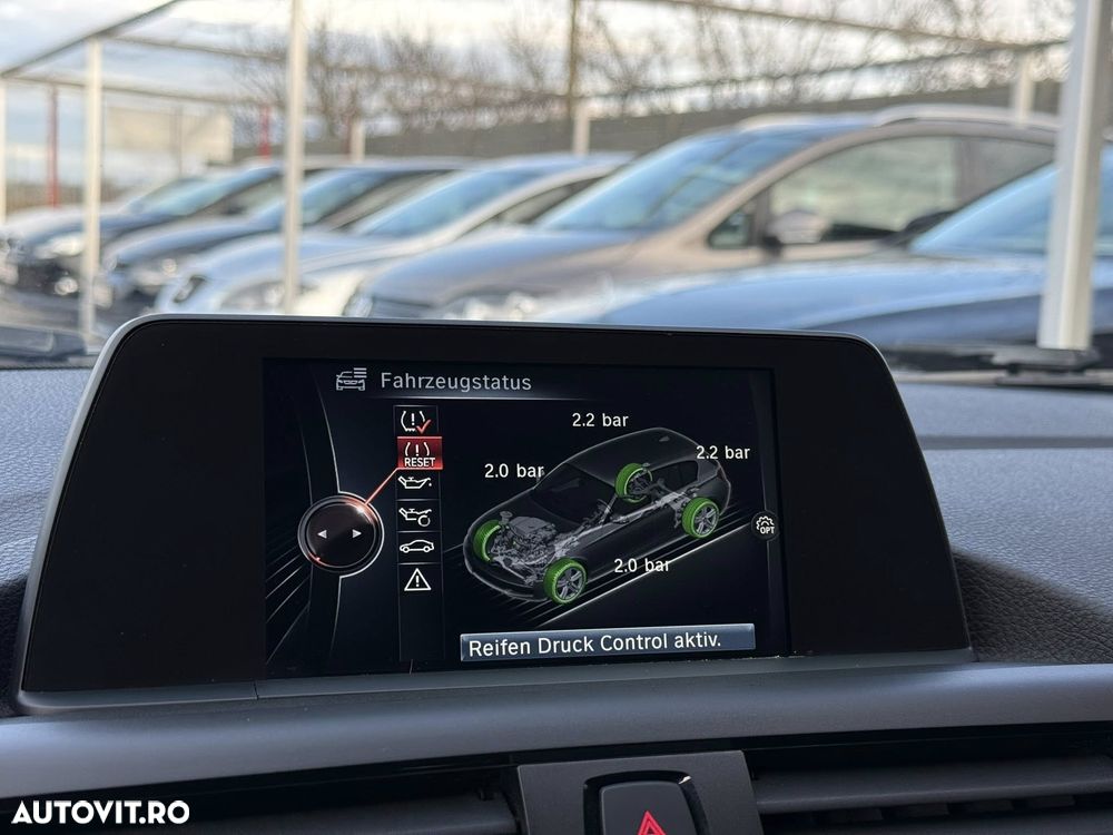 BMW Seria 1 118d Sport Line - 18