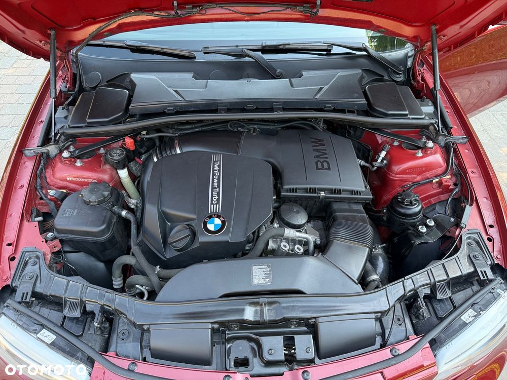 BMW Seria 1 135i Limited Edition Lifestyle mit M Sportpaket - 21