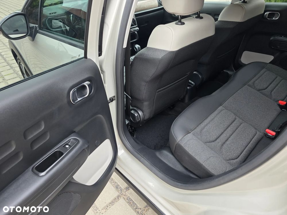 Citroën C3 1.2 PureTech Shine EAT6 - 15