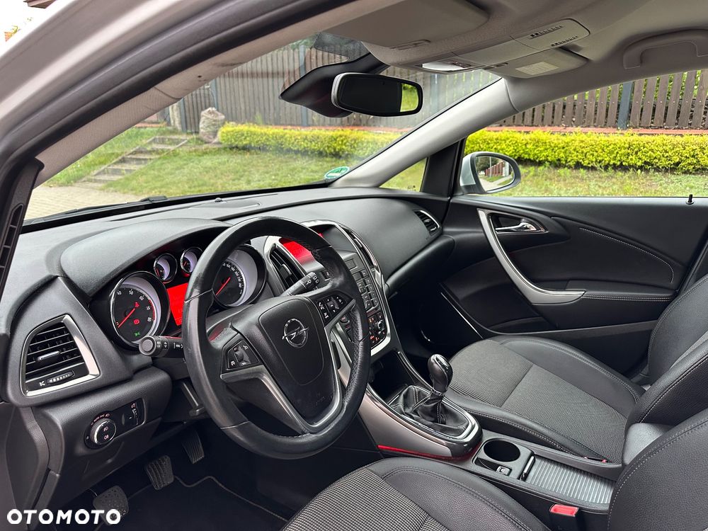 Opel Astra 1.4 Turbo Cosmo - 13