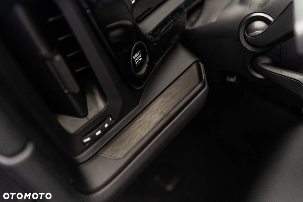 Porsche Cayenne E-Hybrid PHEV Black Edition - 34