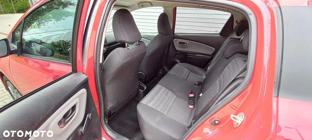 Toyota Yaris 1.0 Active EU6 - 21