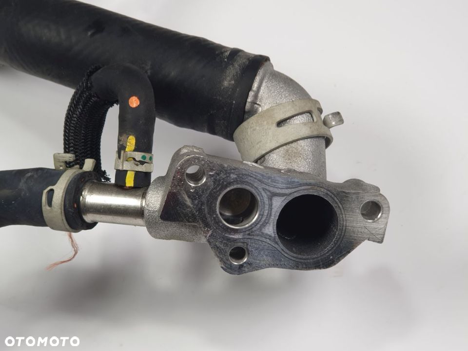 Trójnik Wody TOYOTA RAV4 2.5H od 2019 roku - 3