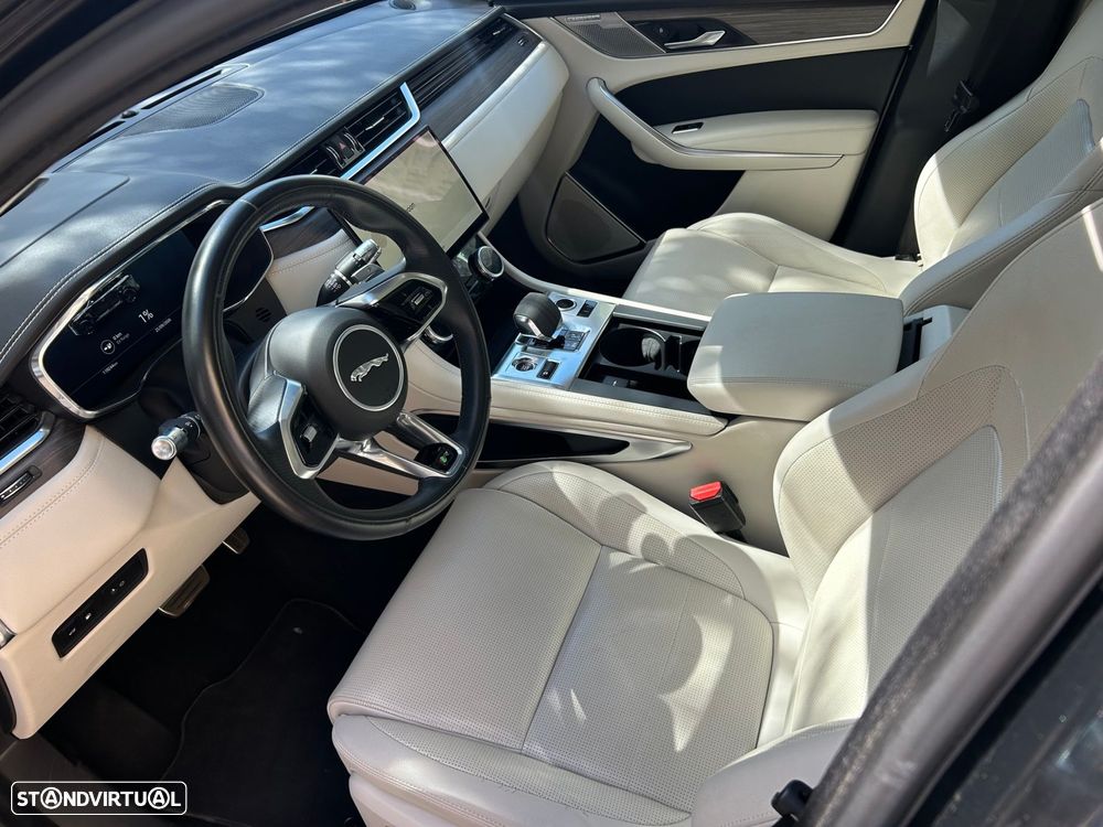 Jaguar F-Pace 2.0 P400e AWD R-Dynamic Black - 22
