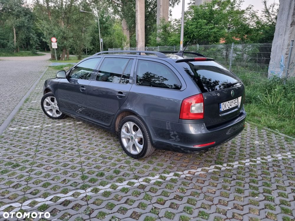 Skoda Octavia 1.8 TSI Elegance DSG - 22