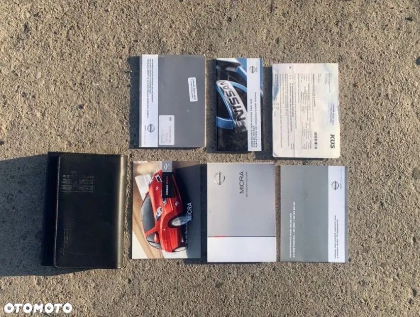 Książka serwisowa etui Nissan micra k12 - 1