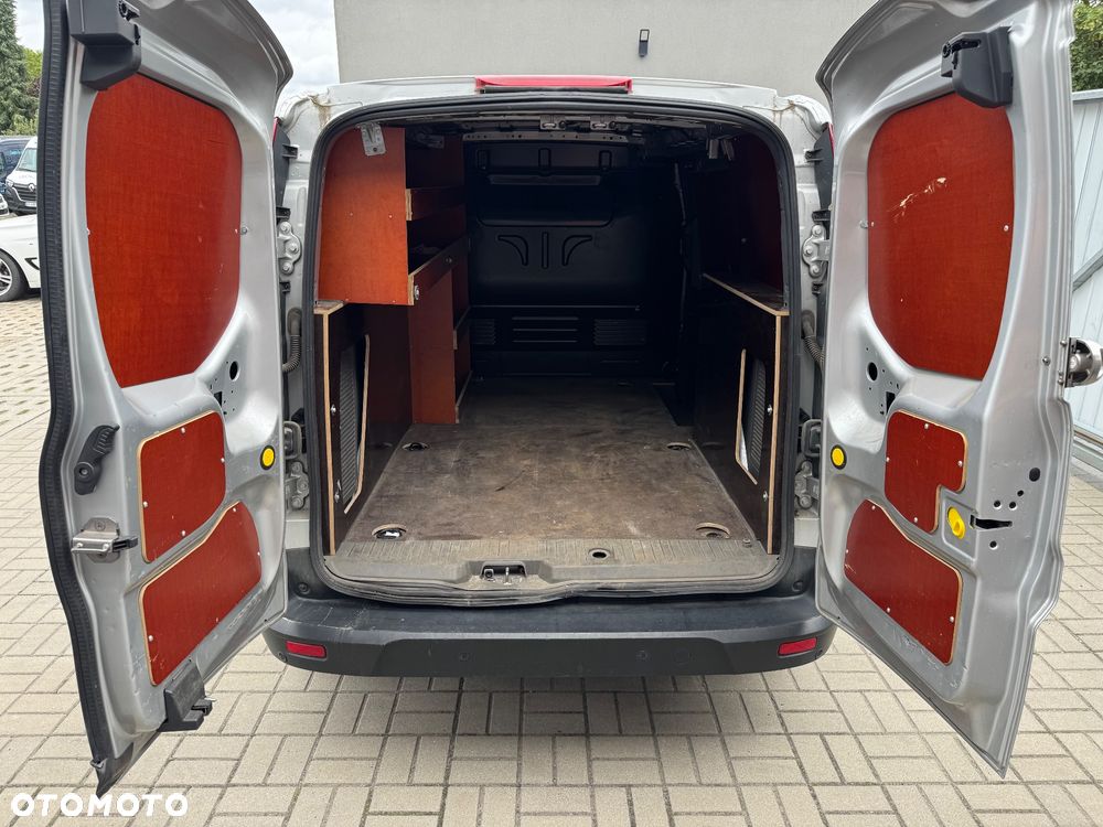 Ford Tourneo Connect - 15