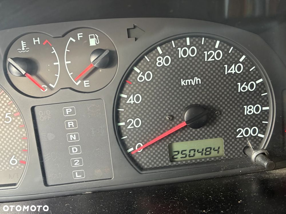 Hyundai Terracan 2.9 CRDi High - 9