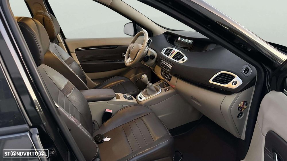 Renault Scénic 1.5 dCi Luxe - 15